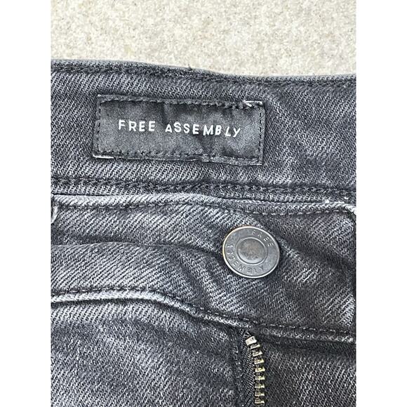 Women’s Free Assembly 90s Cut Off Shorts Black Raw Hem Size 10 Waist 30”-Summer - Picture 12 of 15